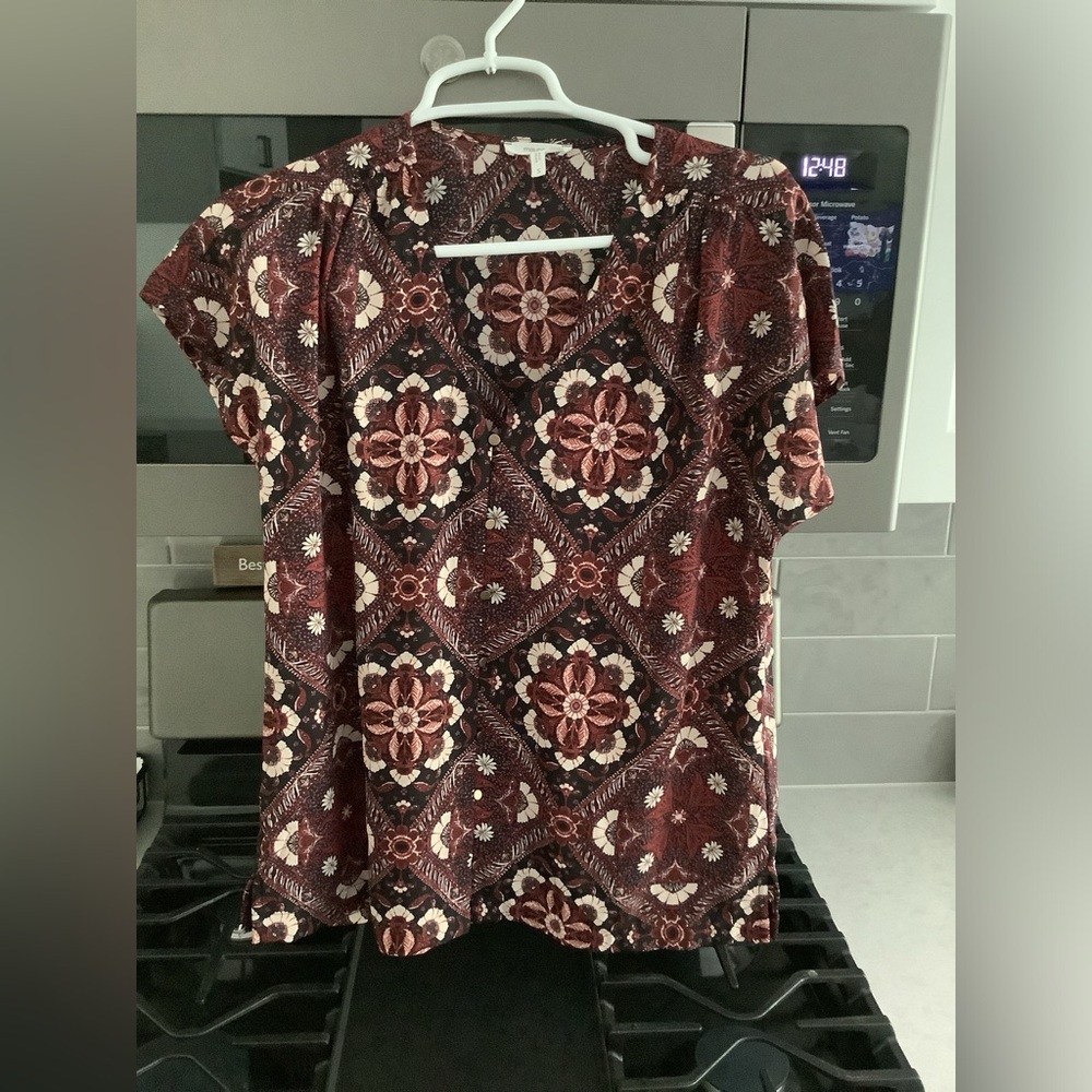Maurice’s top